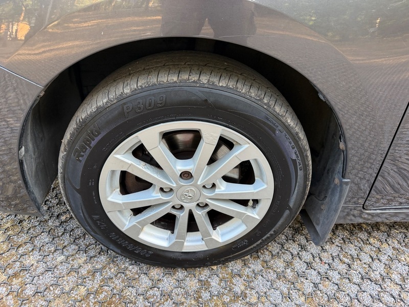 Toyota Verso D-4d Tr Mpv Black #52