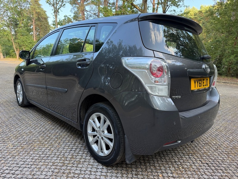 Toyota Verso Valvematic Tr Grey #4