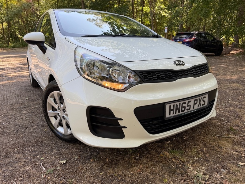 Kia RIO 1 Air White