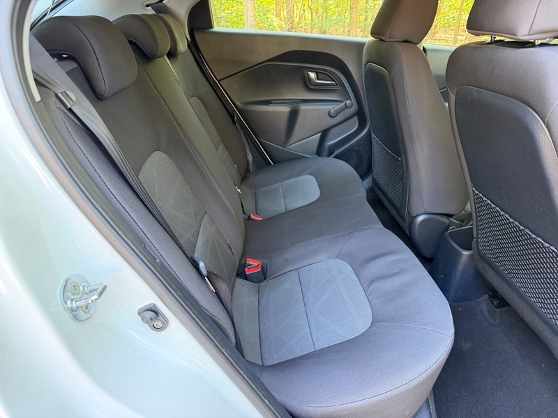 Kia RIO 1 Air White #4