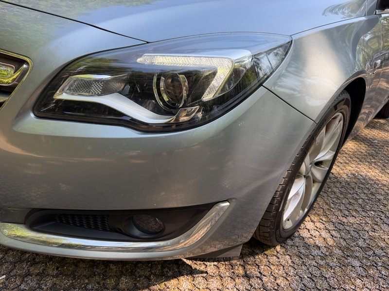 Vauxhall Insignia Sri 5-Door Silver #45