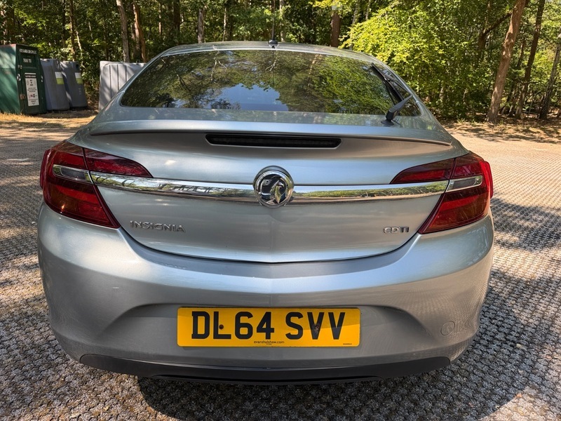 Vauxhall Insignia Sri 5-Door Silver #10