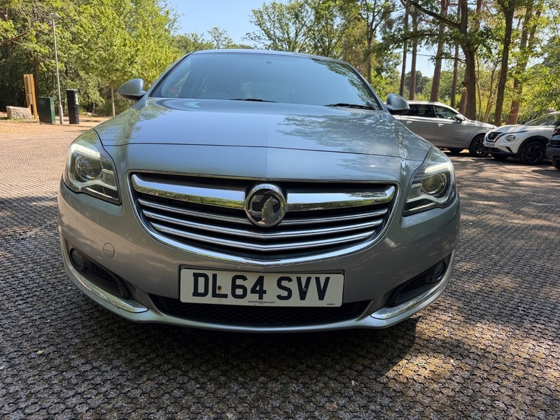 Vauxhall Insignia Sri 5-Door Silver #11