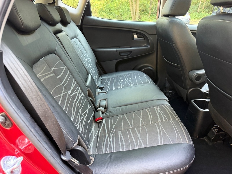 Kia Venga Crdi 4 Isg Red #3