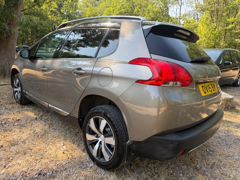 Peugeot e-2008 E-hdi Allure Grey #4