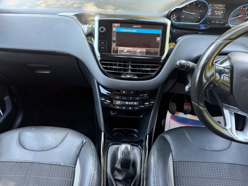 Peugeot e-2008 Peugeot 2008 E-hdi Active Estate 1.6L Grey #28