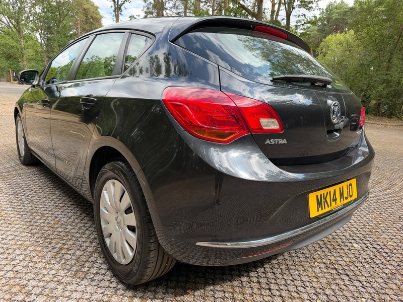 Vauxhall Astra Exclusiv Cdti Ecoflex S Black #4