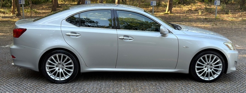 Lexus IS Sport Silver #6
