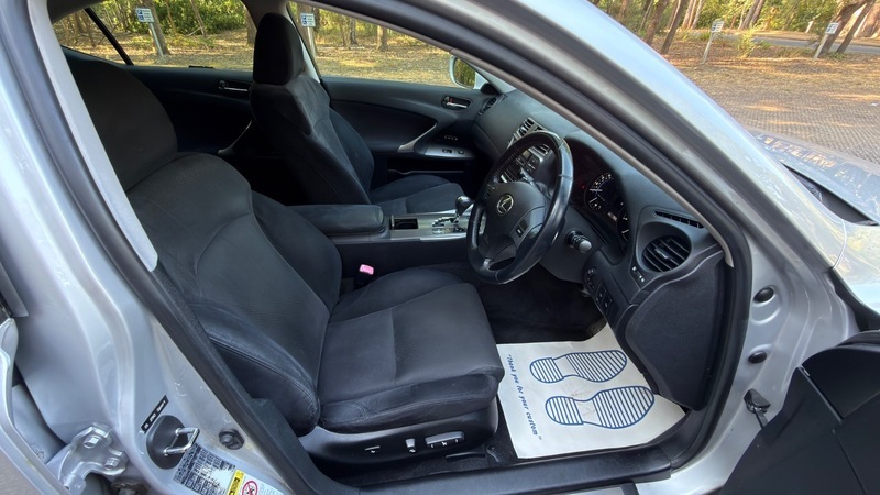 Lexus IS Sport Silver #3
