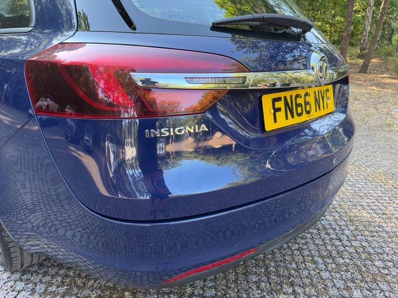 Vauxhall Insignia 1.6L Elite Nav Cdti Ecoflex Ss 134 Bhp Silver #44