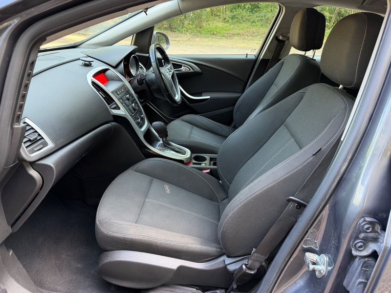 Vauxhall Astra 1.7 Cdti Sri Euro 5 Black #16