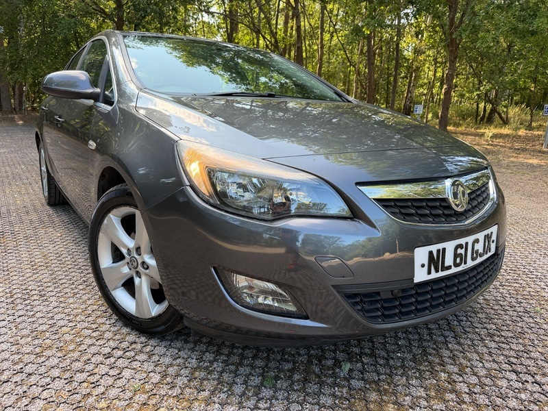 Vauxhall Astra Sri Grey