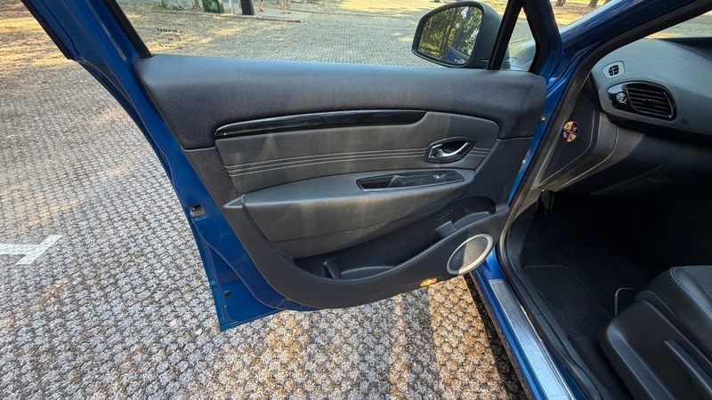 Renault Grand Scenic Mpv Red #35