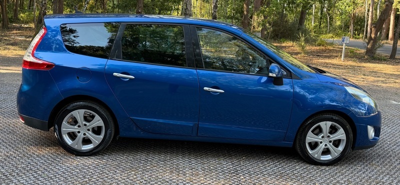 Renault Grand Scenic Mpv Red #8