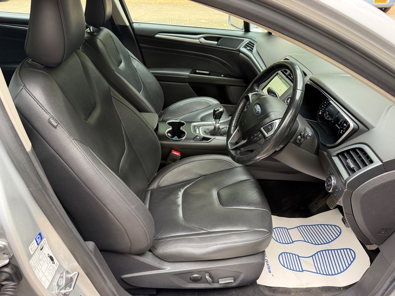 Ford Mondeo 2.0 St-line Tdci 177 Bhp Silver #16
