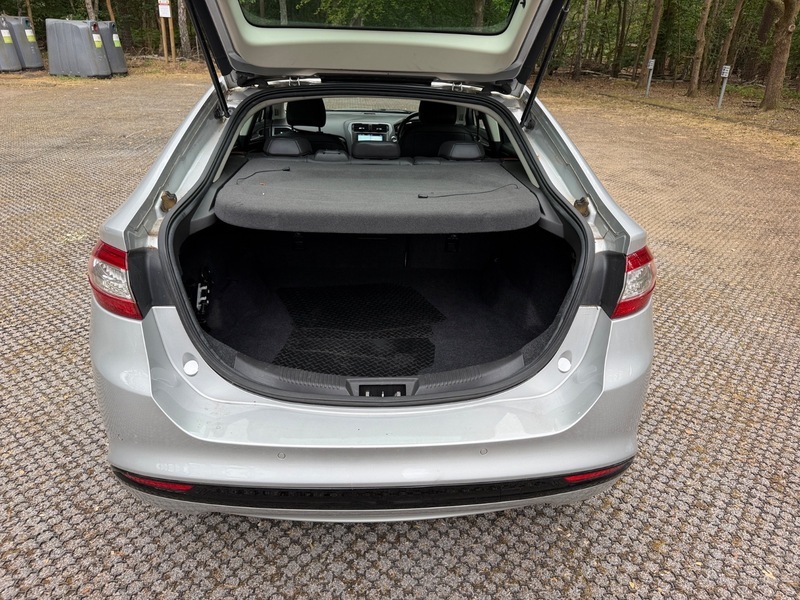 Ford Mondeo 2.0 St-line Tdci 177 Bhp Silver #50