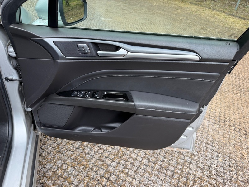 Ford Mondeo 2.0 St-line Tdci 177 Bhp Silver #51