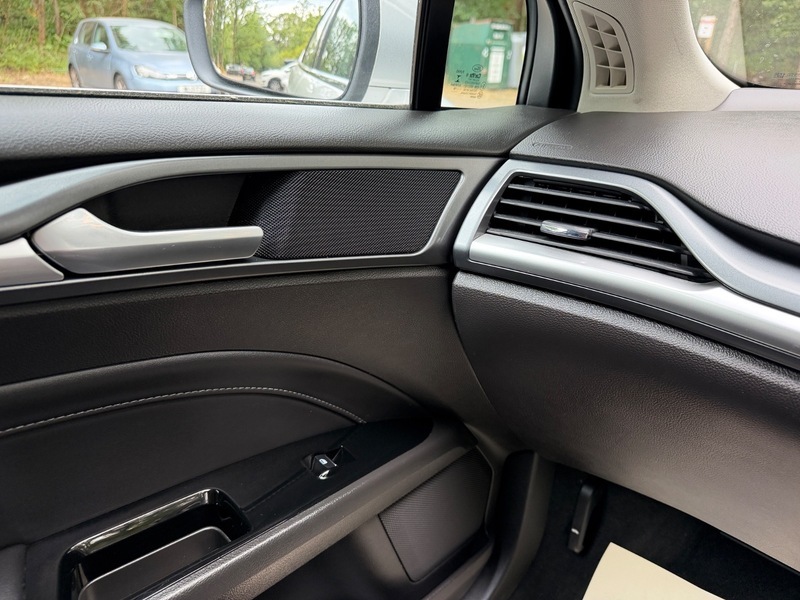 Ford Mondeo 2.0 St-line Tdci 177 Bhp Silver #41