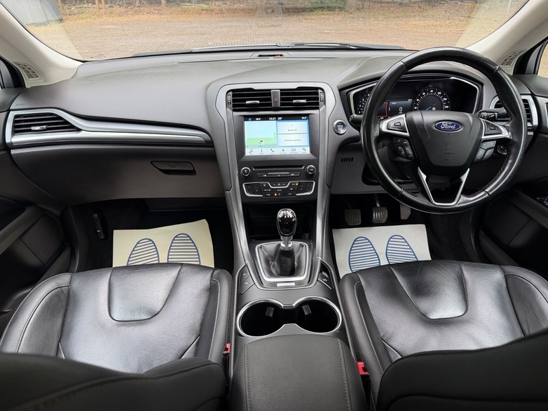 Ford Mondeo Titanium Edition Tdci Silver