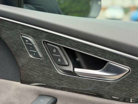 Audi Q8 50 Tdi Quattro S Line Tiptron Comfortsound Blue #41