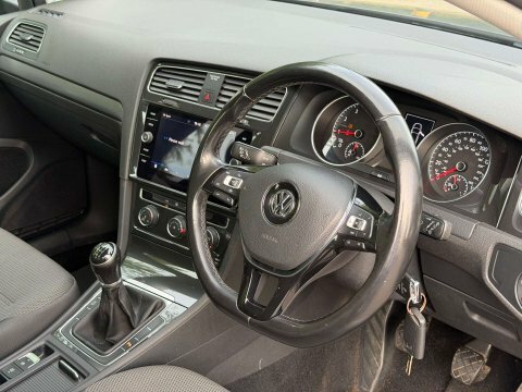 Volkswagen Golf 1.5 Golf Se BD68VEO Grey #2