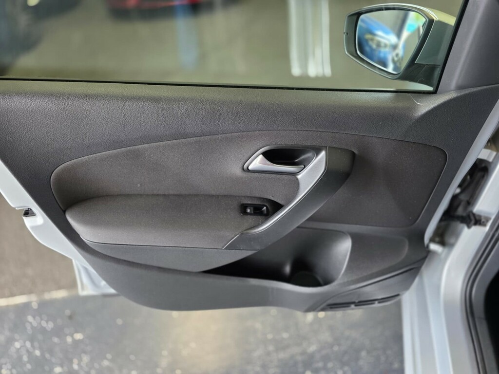 Volkswagen Polo 1.4 Match Edition 83 Bhp Silver #21