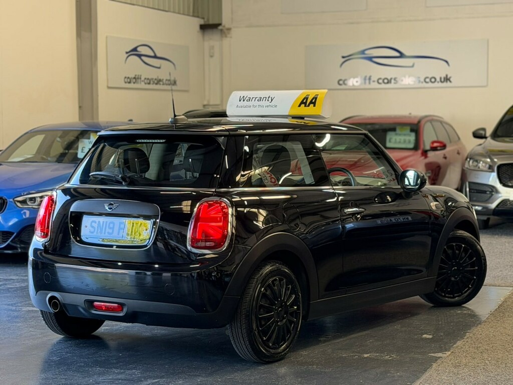 Mini Hatch Hatchback 1.5 3-Door Hatch One Classic 201919 SN19PJX Black #4
