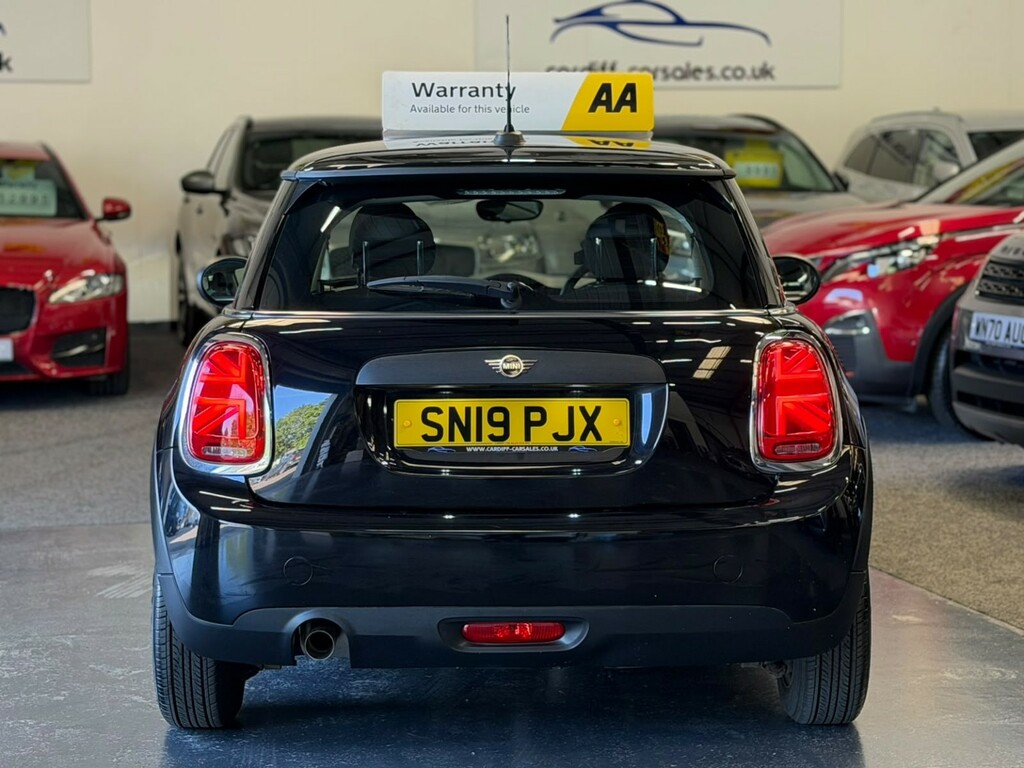 Mini Hatch Hatchback 1.5 3-Door Hatch One Classic 201919 SN19PJX Black #5