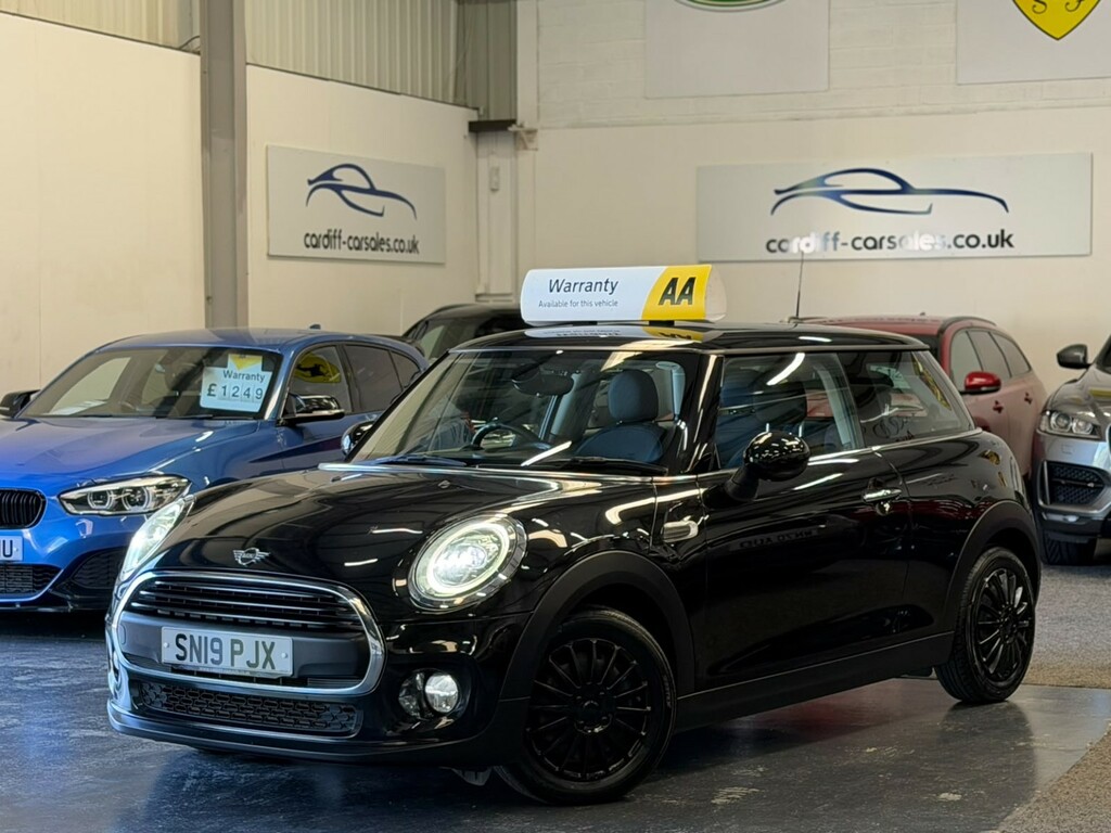 Mini Hatch Hatchback 1.5 3-Door Hatch One Classic 201919 SN19PJX Black #3
