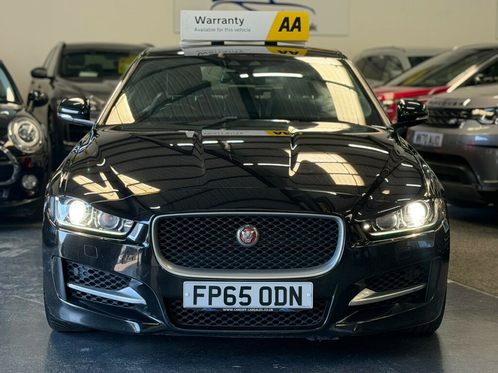 Jaguar XE 2.0 D R-sport Black #3