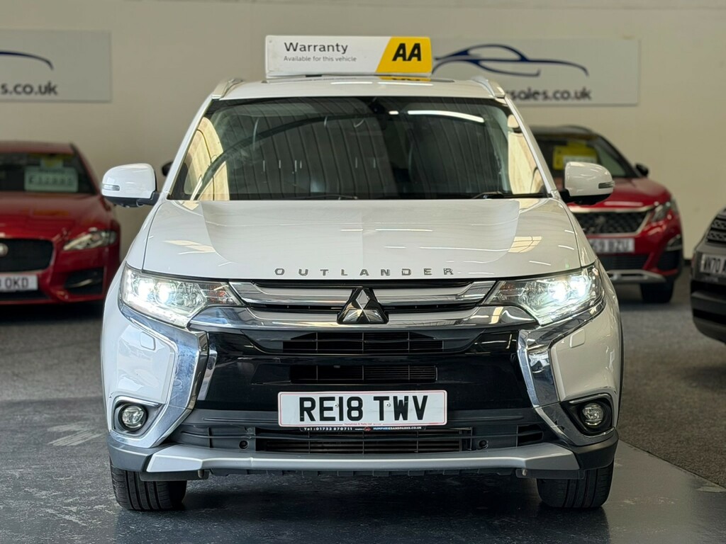 Mitsubishi Outlander 2.2 Di-d 4 White #3