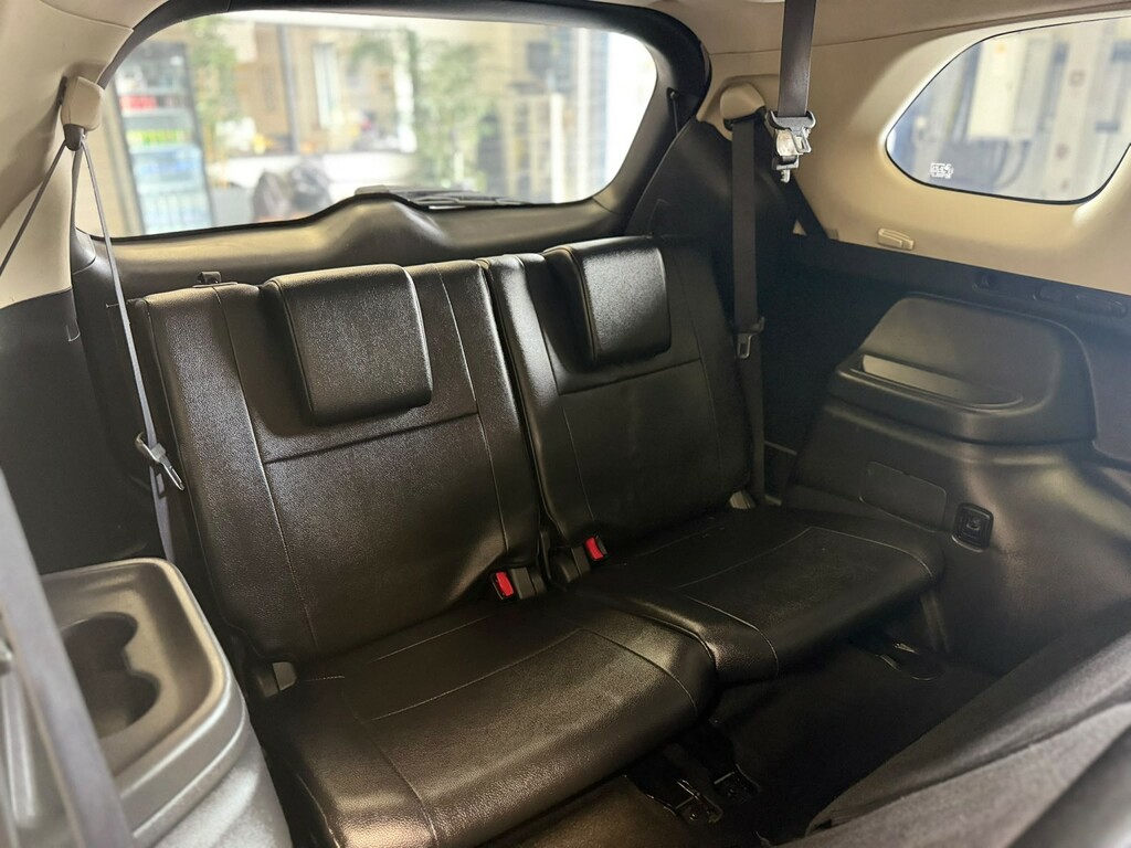 Mitsubishi Outlander 2.0 Phev 4H 200 Bhp White #17