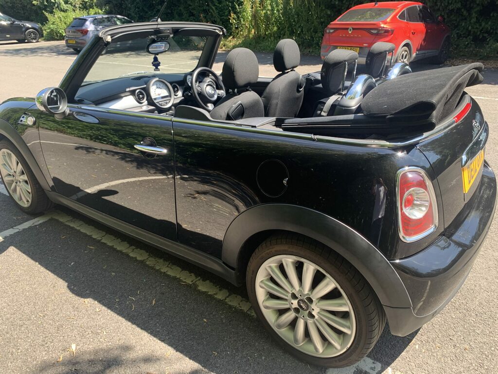 Mini Convertible 1.6 Cooper Euro 5 S S DE12GKN Black #5