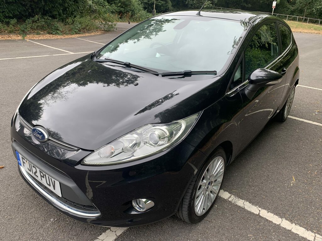 Ford Fiesta Hatchback 1.4 Tdci Dpf Edge 201262 Red #3