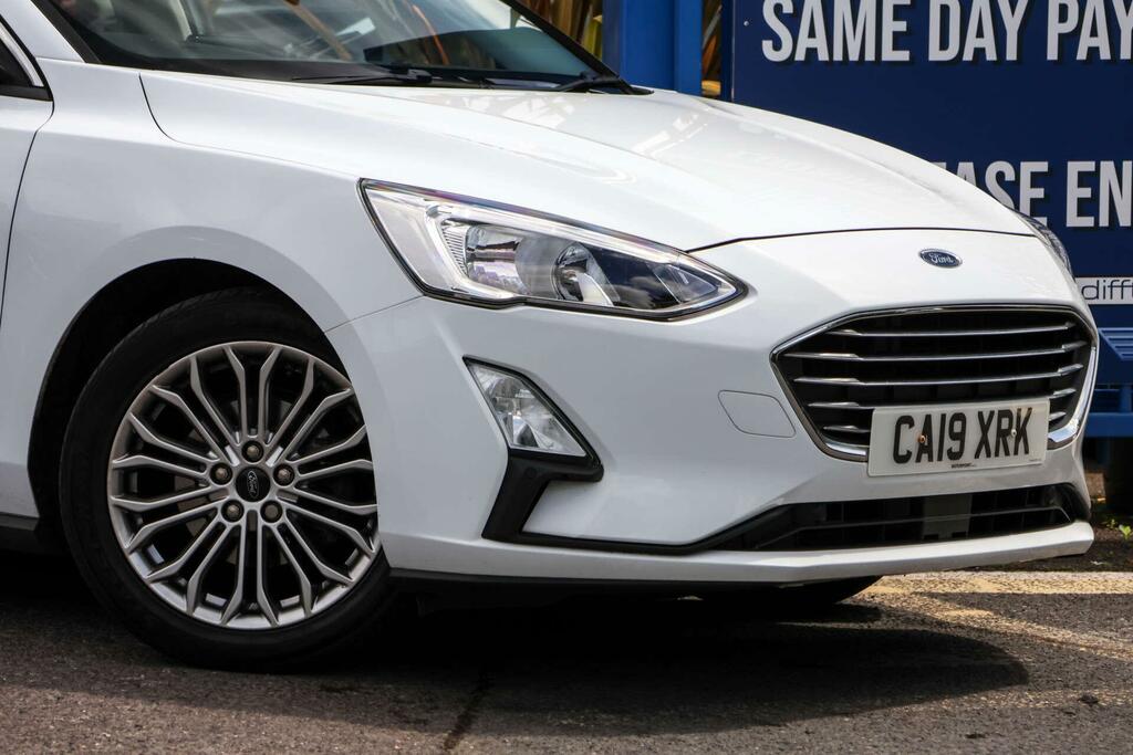 Ford Focus Titanium X White #3