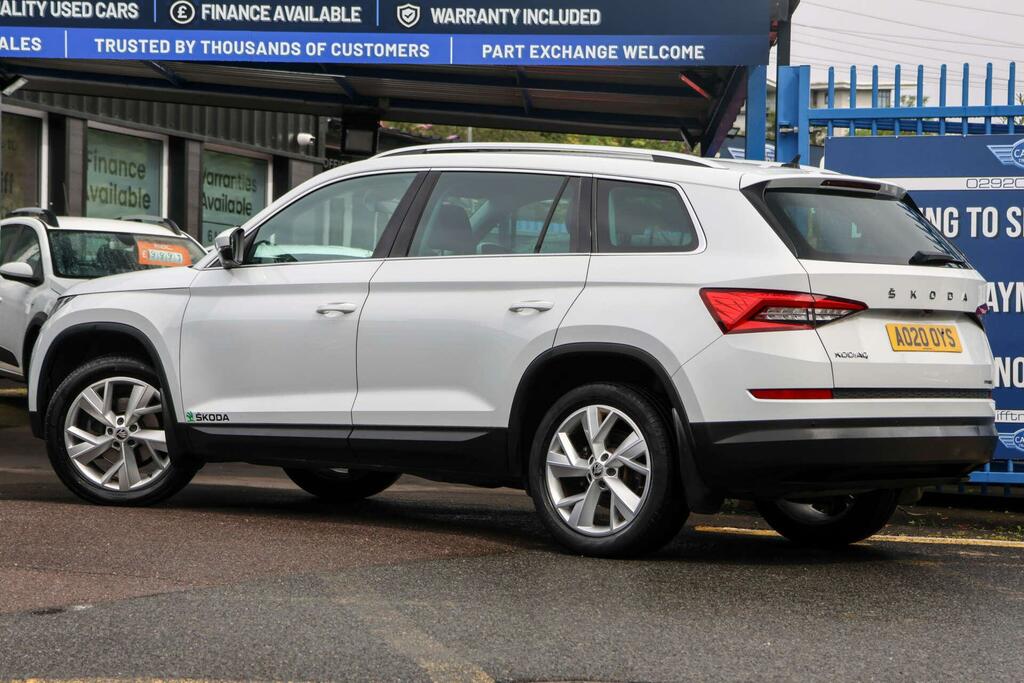 Skoda Kodiaq Edition White #5