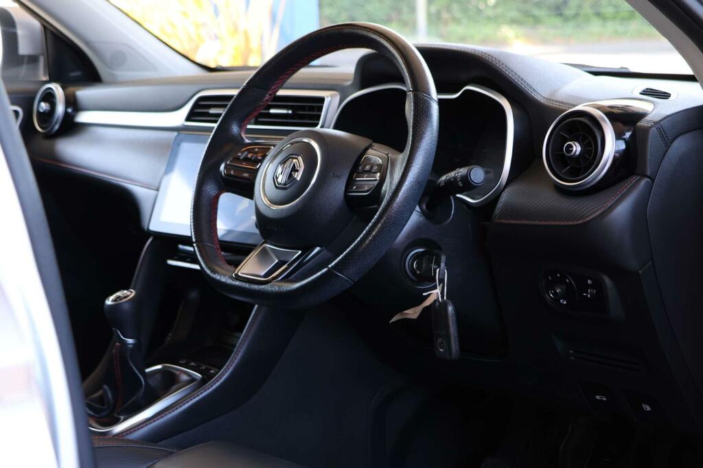 MG ZS 1.5 Vti-tech Exclusive Euro 6 Ss CF23YOK Silver #4