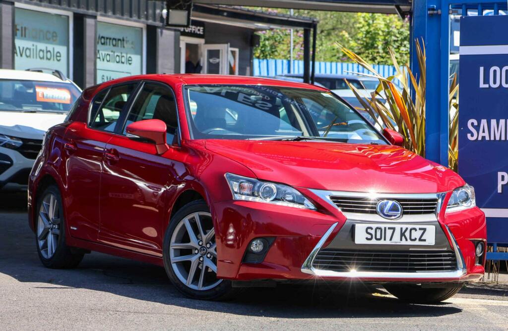 Lexus CT 1.8 200H Executive Edition Cvt Euro 6 Ss Red