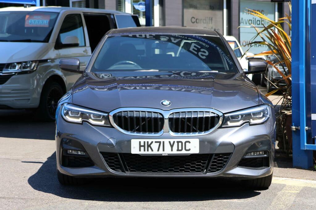 BMW 3 Series M Sport HK71YDC Grey #3