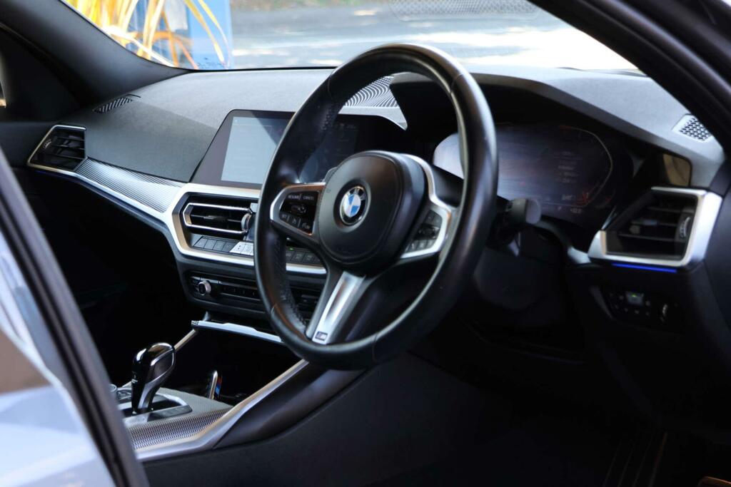 BMW 3 Series M Sport HK71YDC Grey #4