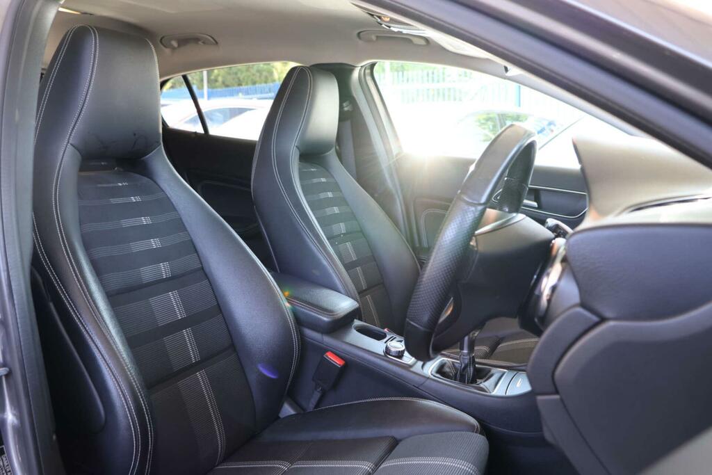 Mercedes-Benz GLA Class Urban Edition Grey #5