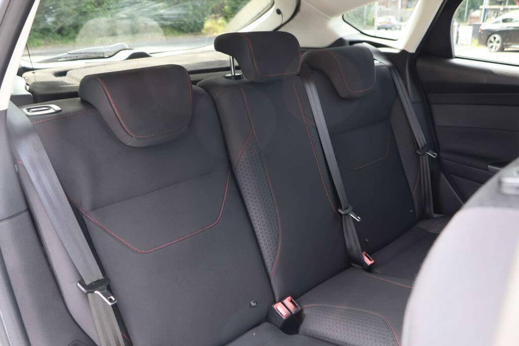 Ford Focus Zetec S White #6
