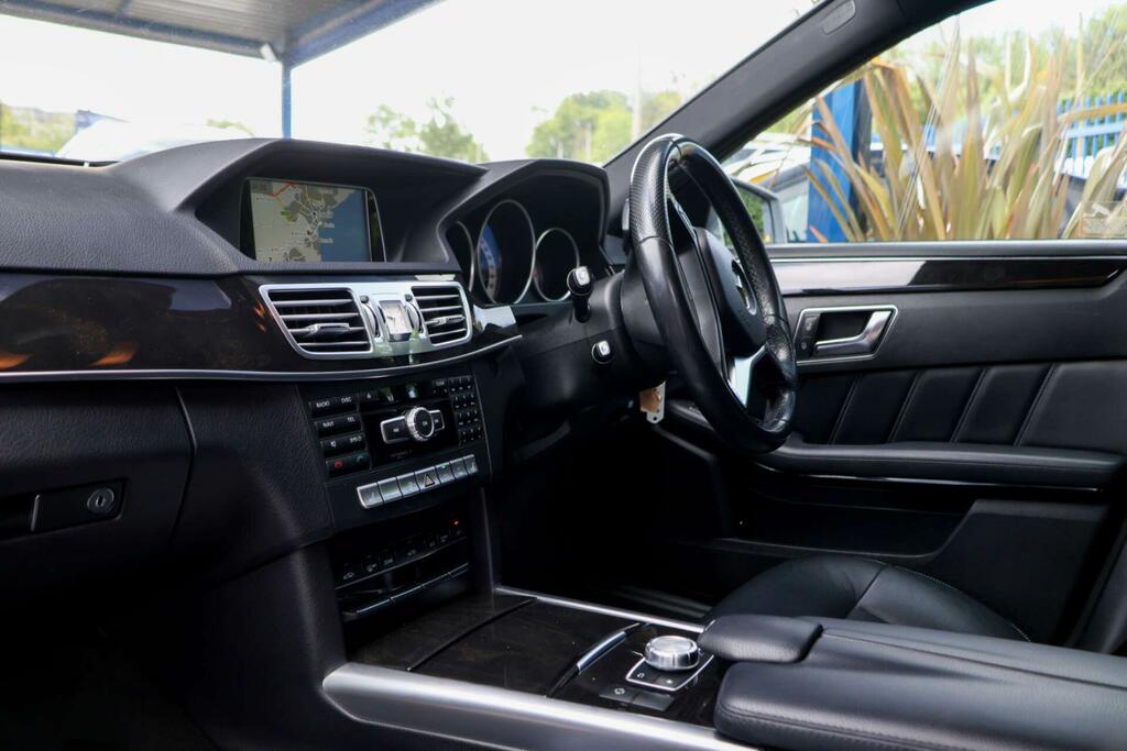 Mercedes-Benz E Class Se Silver #3