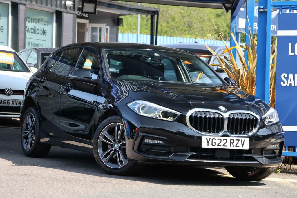 BMW 1 Series Sport Black