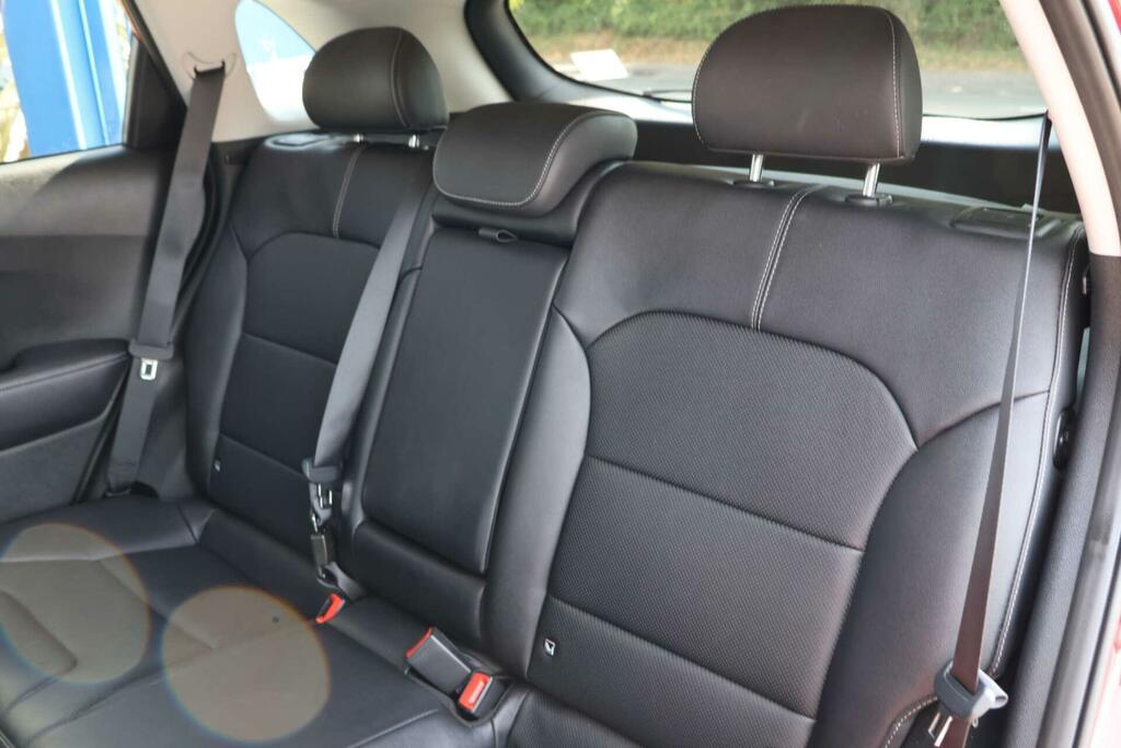 Kia Niro 3 Only 25,385 Or  #8