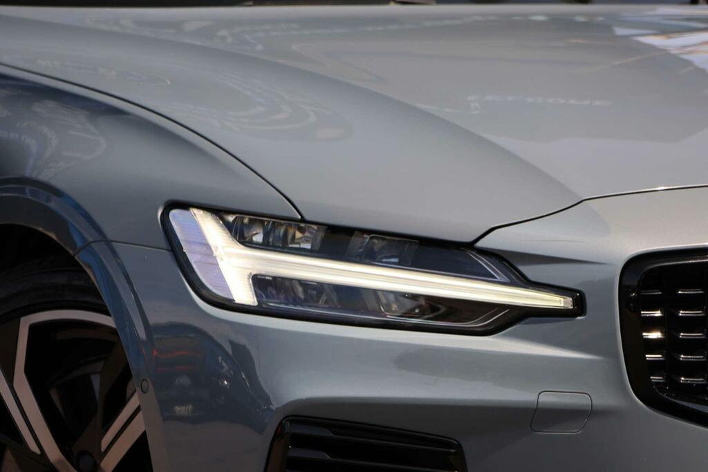Volvo V60 D3 163 R Design Start Stop Grey #22