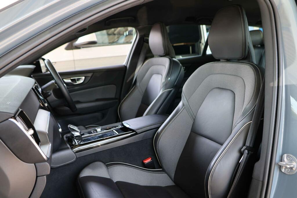 Volvo V60 D3 163 R Design Start Stop Grey #13