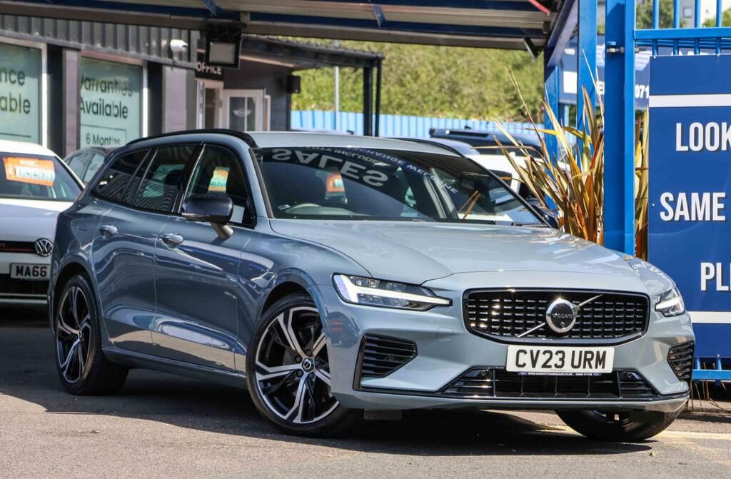 Volvo V60 Plus Grey