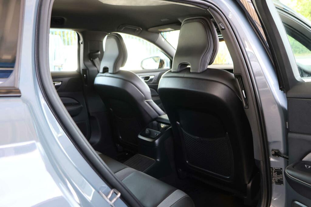 Volvo V60 D3 163 R Design Start Stop Grey #9