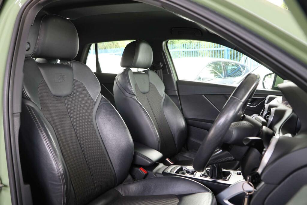 Audi Q2 S Line Green #5